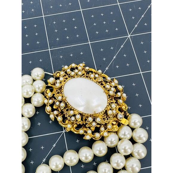 VTG Florenza Necklace Faux Pearl Cabochon Clasp Three Strand 8mm Estate Jewelry - Picture 10 of 14